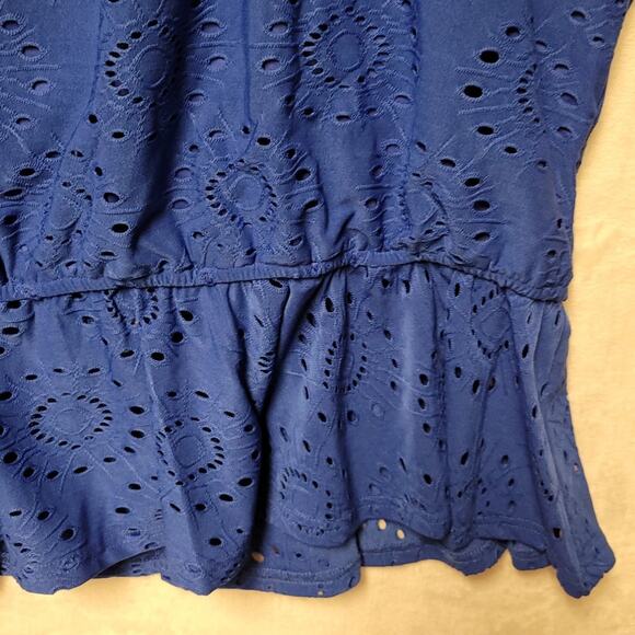 ModCloth Sought After in Sapphire Eyelet Halter Top Beachy Summer Coastal Sz 2X - Picture 4 of 7